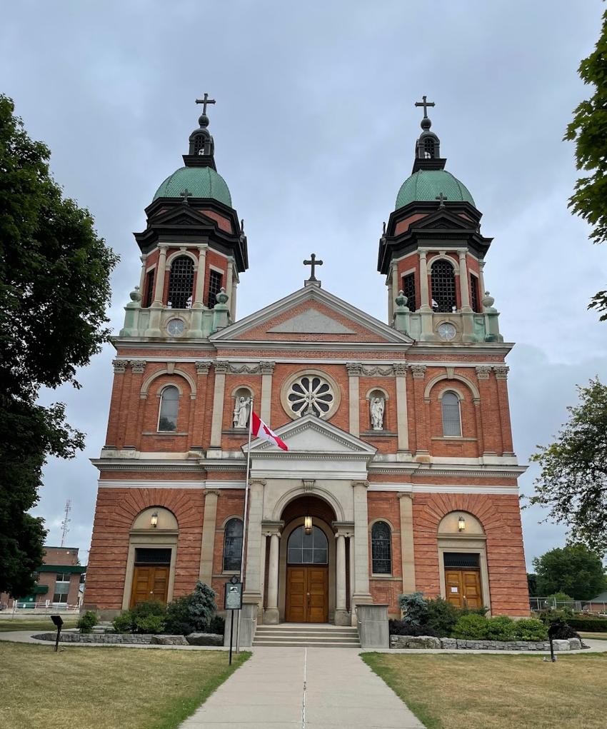 Toronto to Chatham-Kent Movers