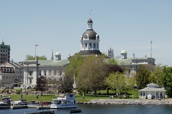 Toronto to Kingston Movers